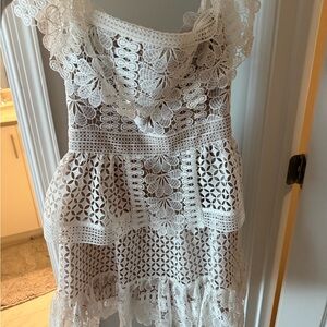 White Lace Sleeveless Dress